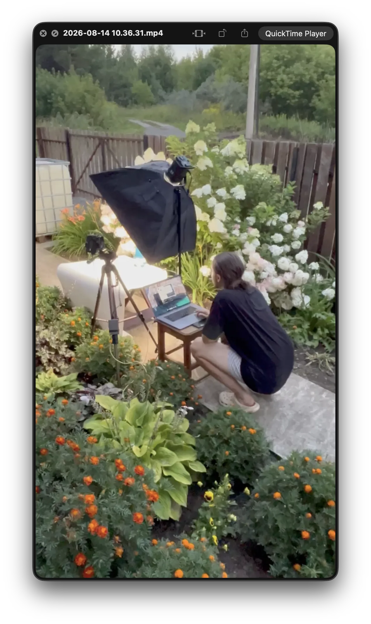 Видео разборки MacBook